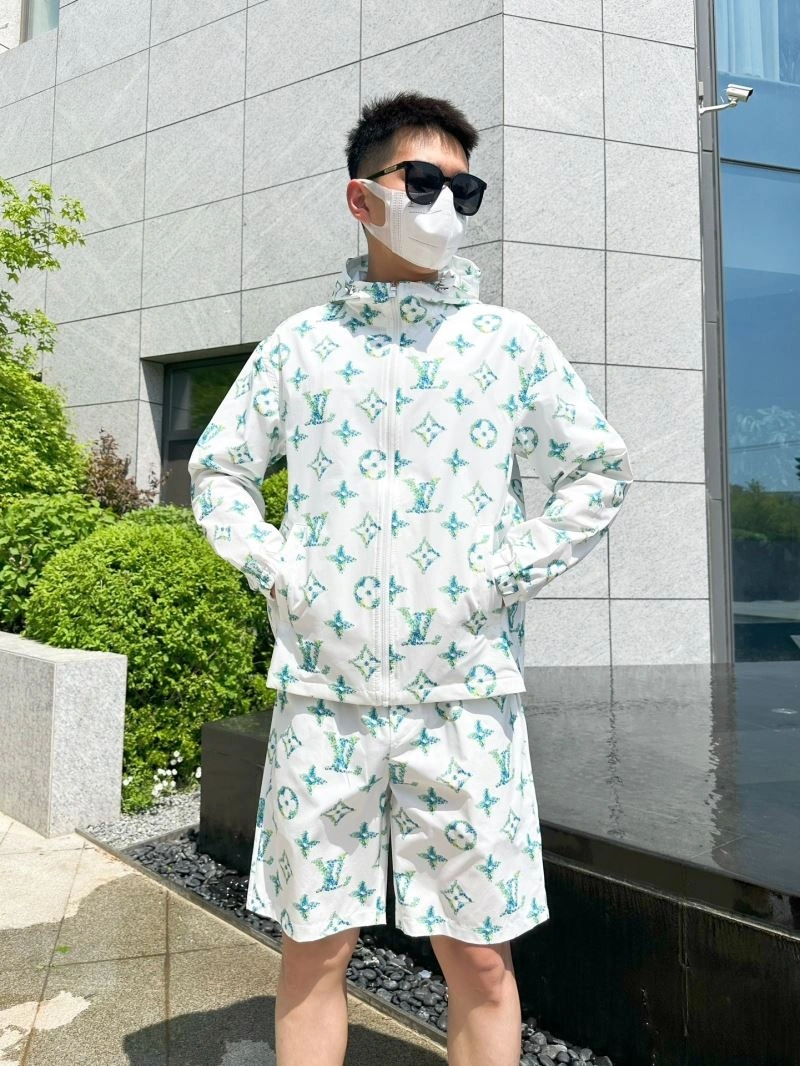 Upgraded Louis Vuitton Sunscreen Jacket 133666