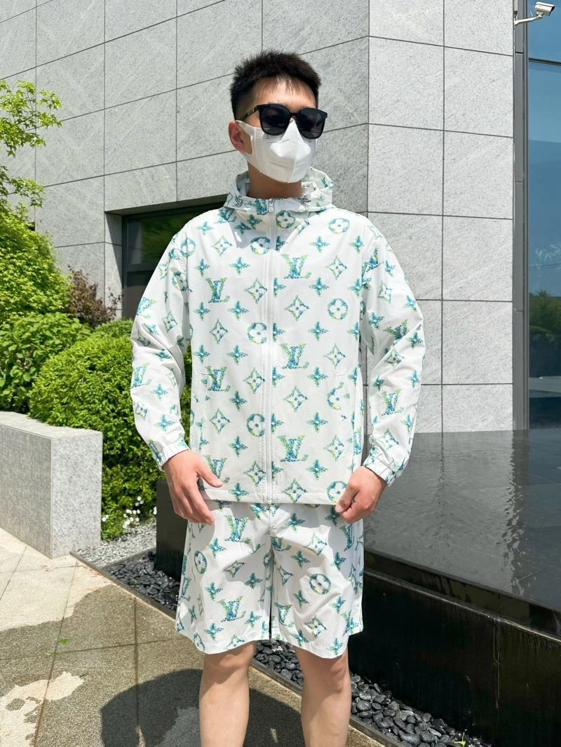 Upgraded Louis Vuitton Sunscreen Jacket 133666