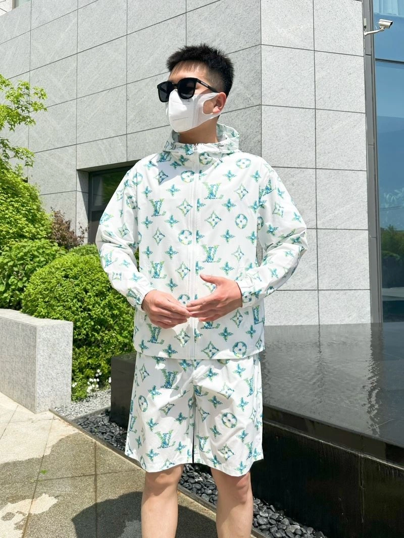 Upgraded Louis Vuitton Sunscreen Jacket 133666