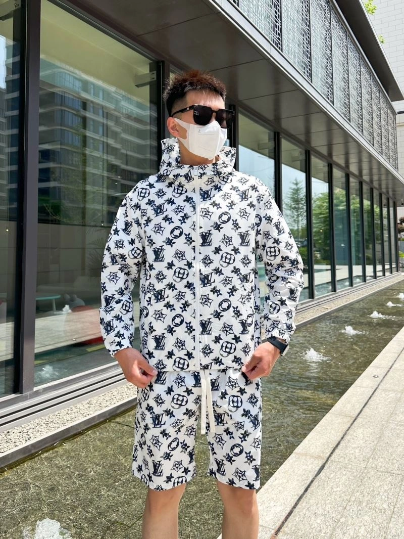 Louis Vuitton Sunscreen Jacket Vibrant 133648