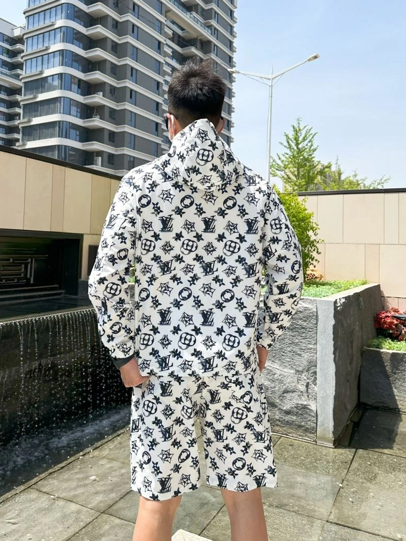 Unisex Louis Vuitton Sunscreen Jacket 133652