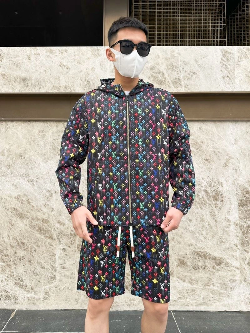 Louis Vuitton Sunscreen Jacket Efficient 133644