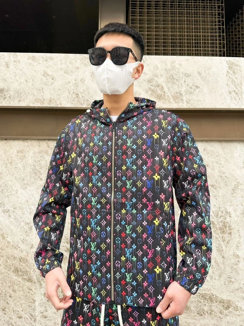 Louis Vuitton Sunscreen Jacket Efficient 133644