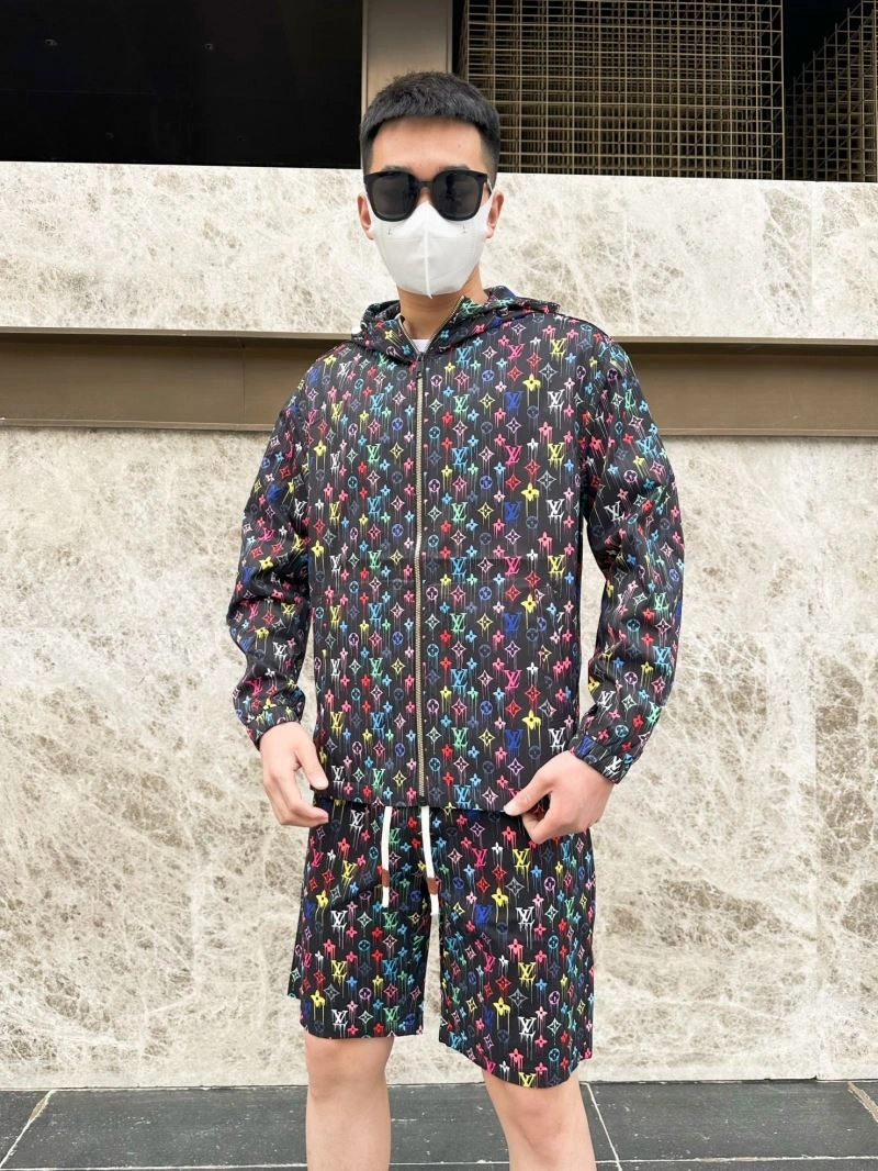 Louis Vuitton Sunscreen Jacket Efficient 133644