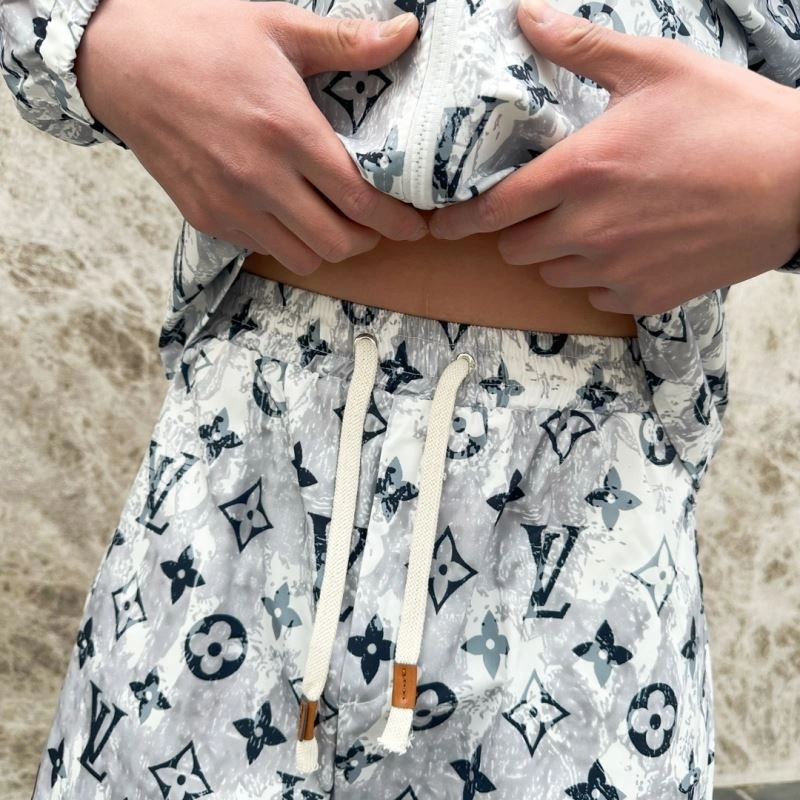 Louis Vuitton Sunscreen Jacket Unique 133639