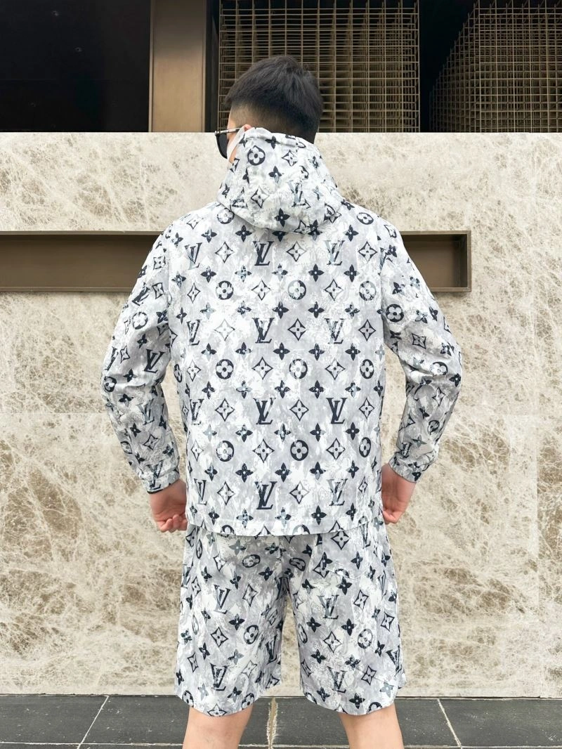 Louis Vuitton Sunscreen Jacket Unique 133639