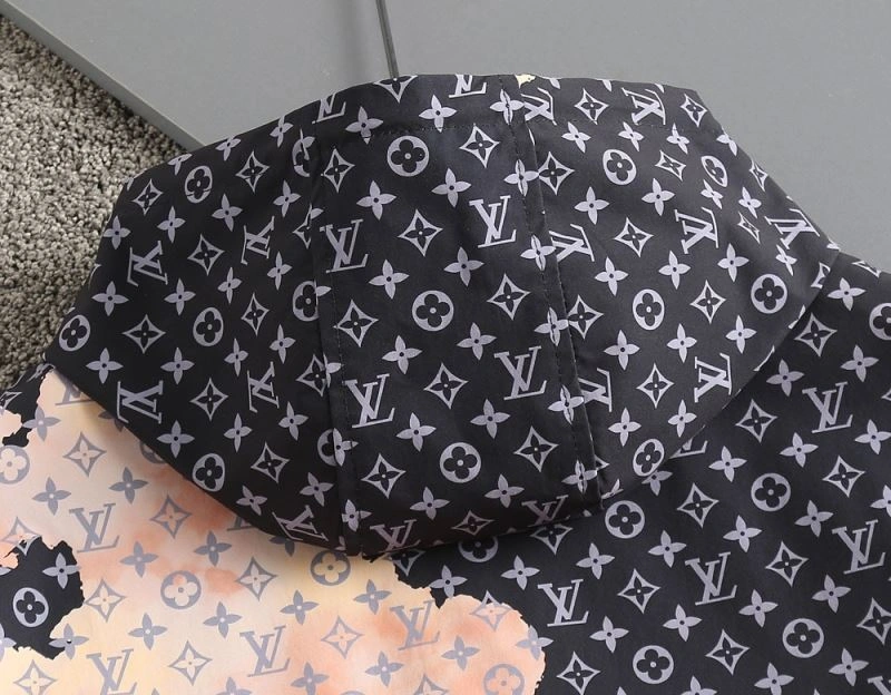 Stylish Louis Vuitton Sunscreen Jacket 132687