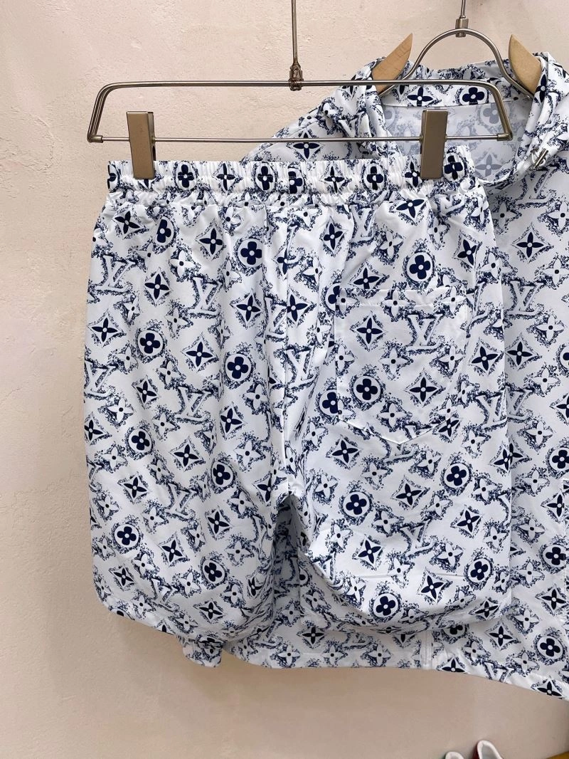 Louis Vuitton Sunscreen Jacket Fashionable 132682