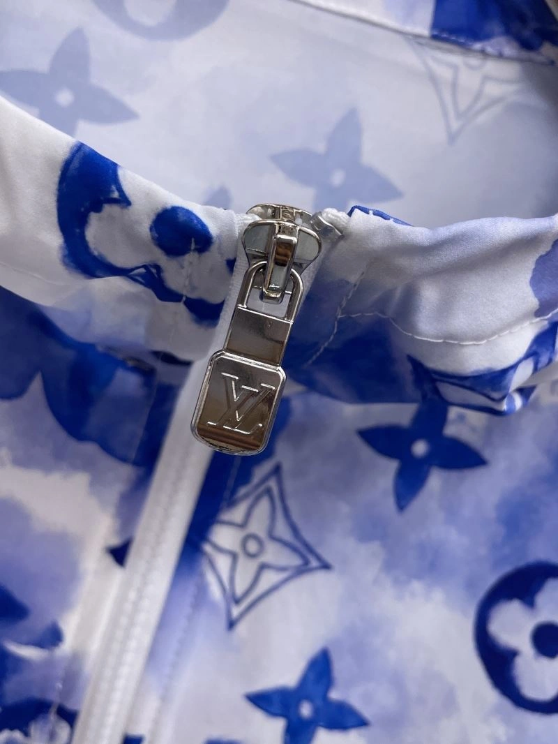 Louis Vuitton Sunscreen Jacket StreetReady 132670