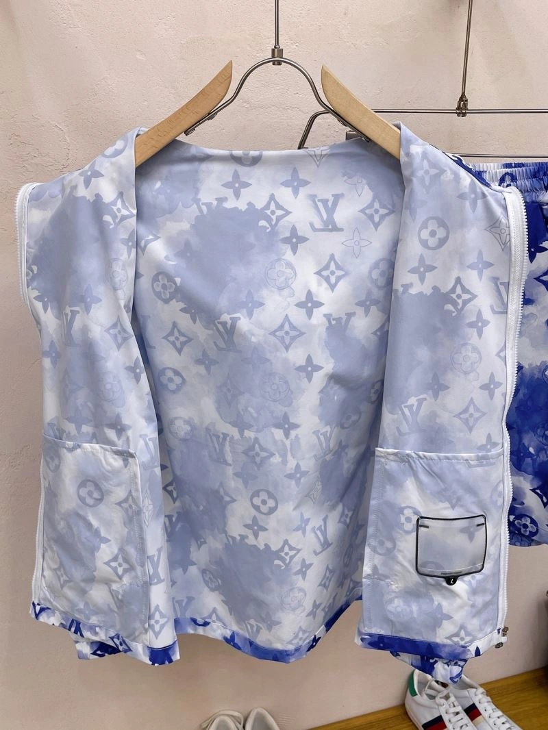 Louis Vuitton Sunscreen Jacket StreetReady 132670