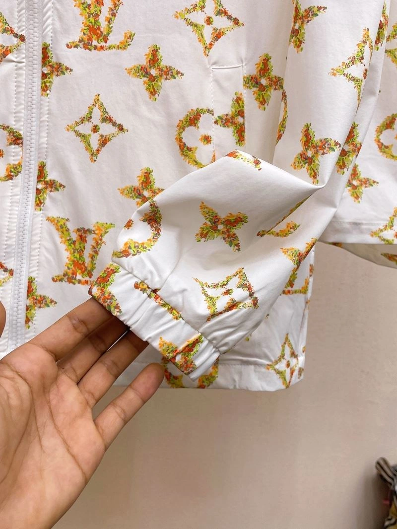 Bright Louis Vuitton Sunscreen Jacket 132685