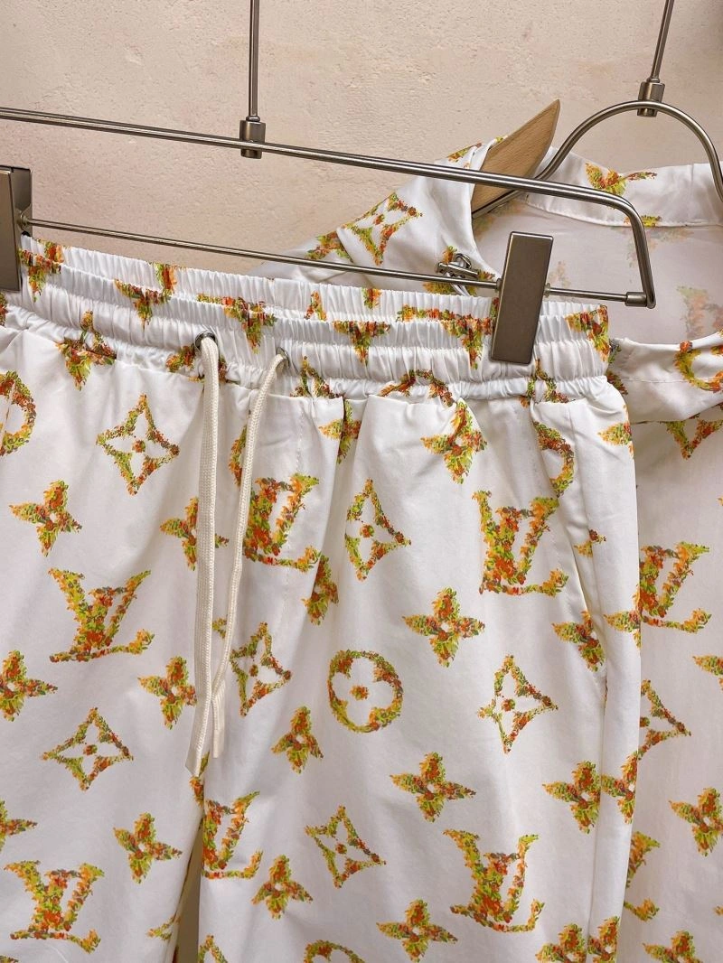 Bright Louis Vuitton Sunscreen Jacket 132685