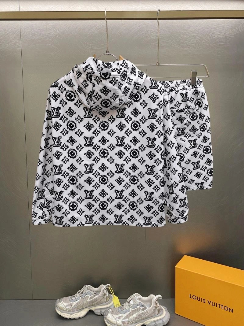 Breathable Louis Vuitton Sunscreen Jacket 132683