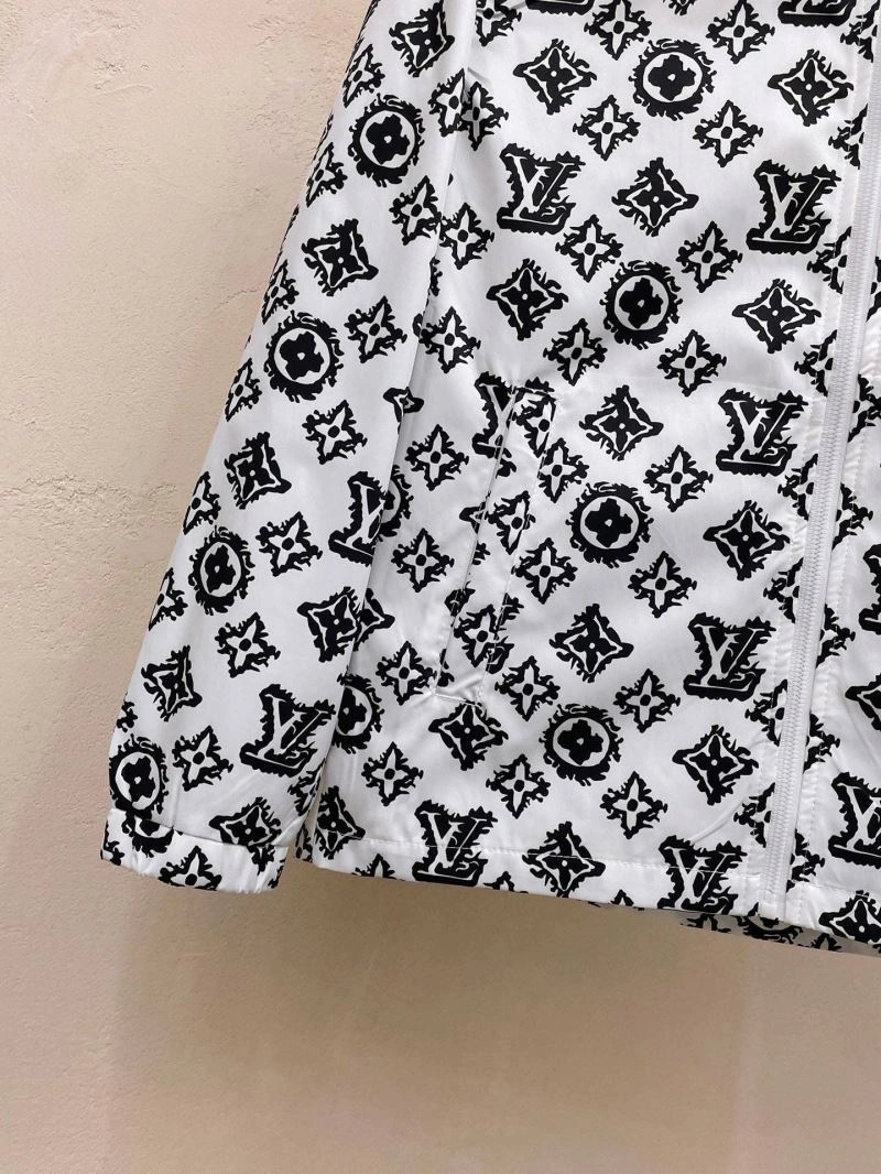Breathable Louis Vuitton Sunscreen Jacket 132683