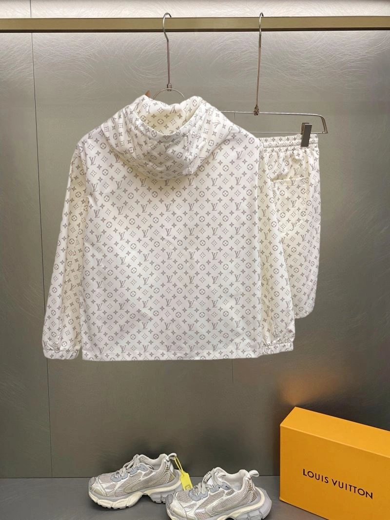 Louis Vuitton Sunscreen Jacket Resilient 132681