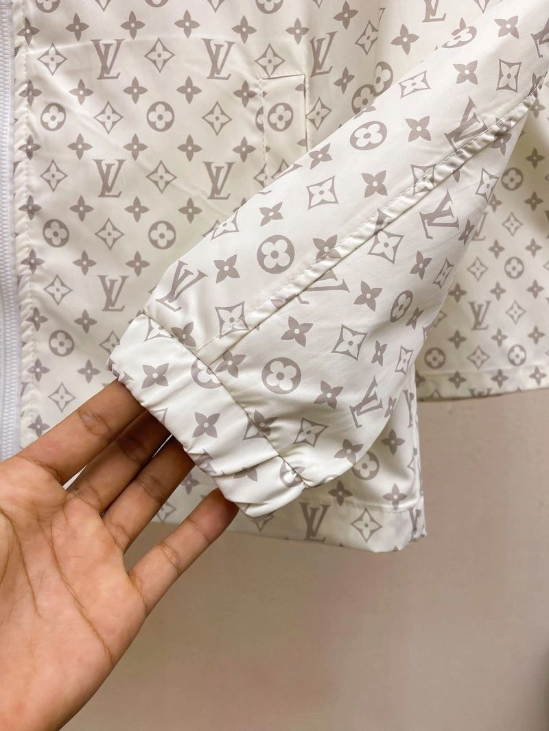 Louis Vuitton Sunscreen Jacket Resilient 132681