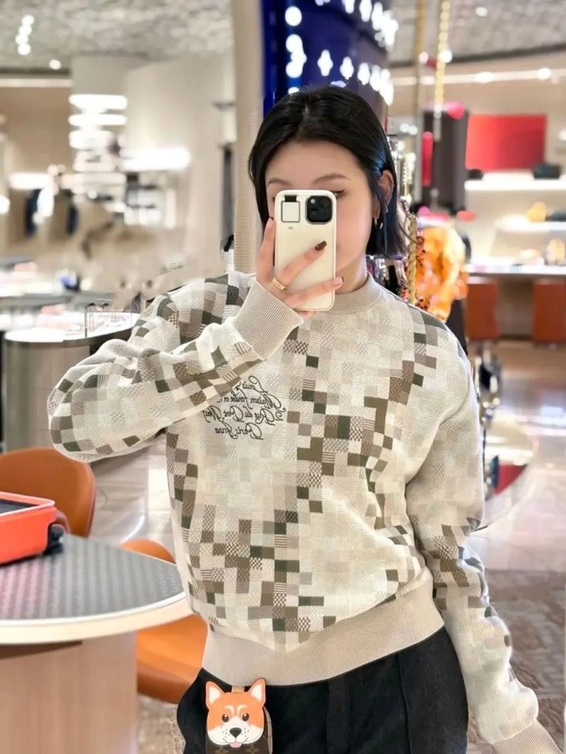 Affordable Louis Vuitton Sweaters 138503