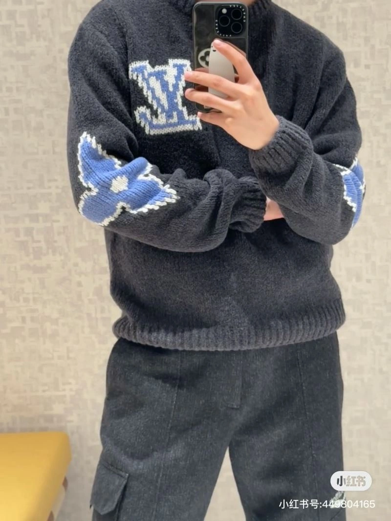 Bold Louis Vuitton Sweaters 138506
