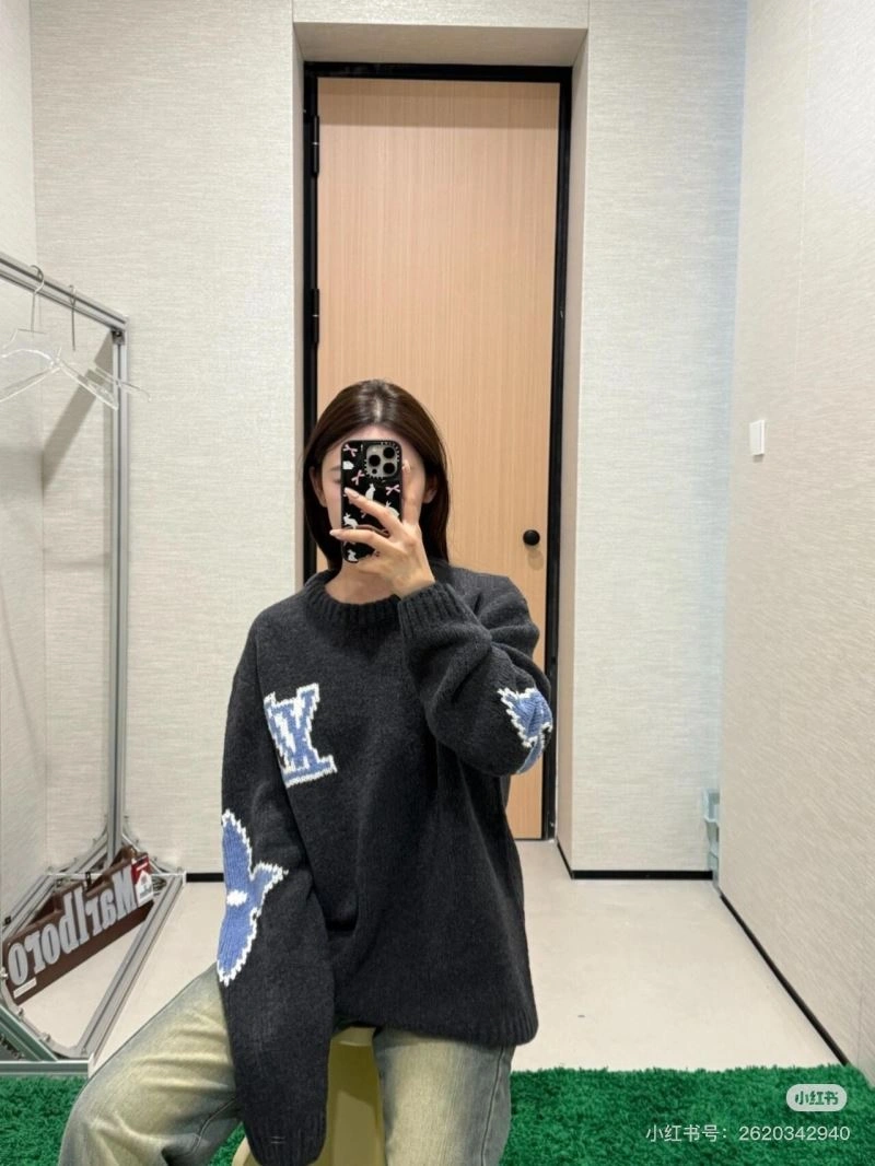 Bold Louis Vuitton Sweaters 138506