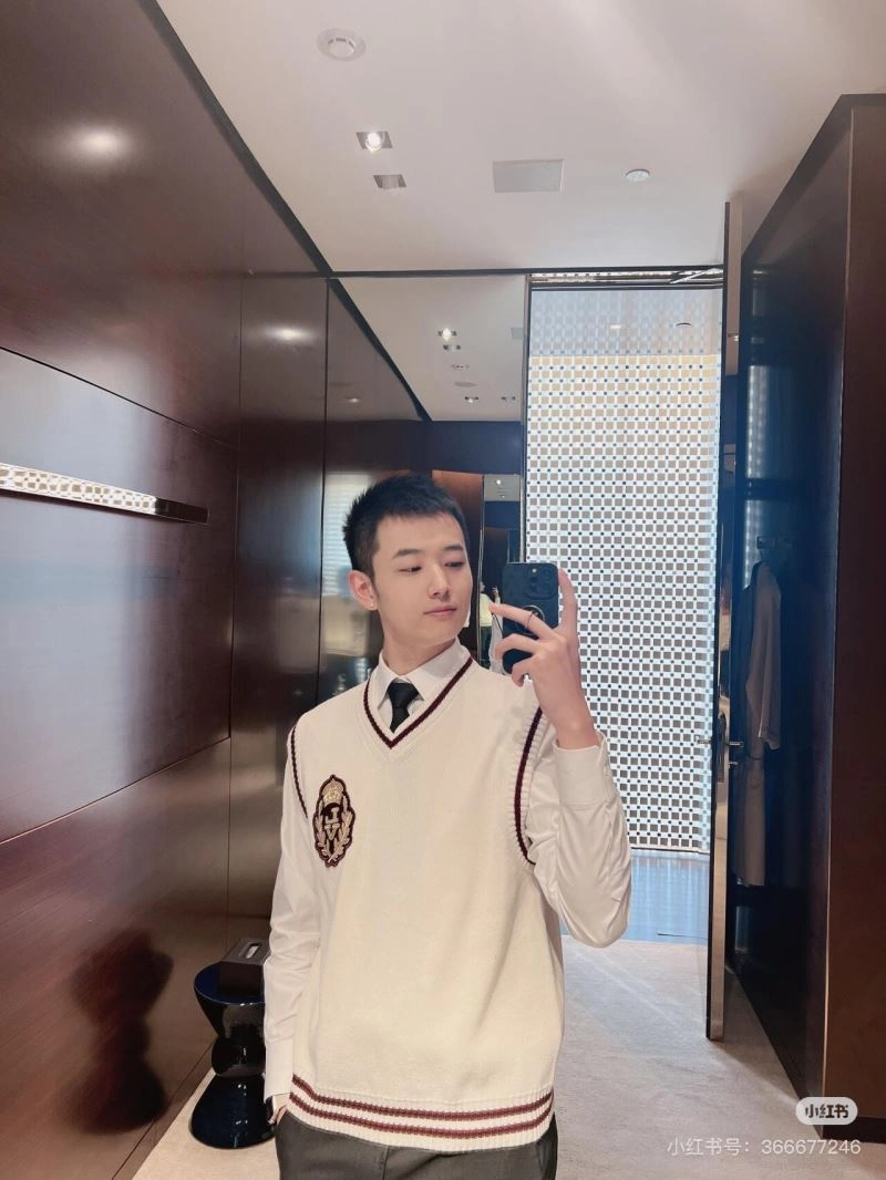 Louis Vuitton Sweaters MoistureWicking 138487