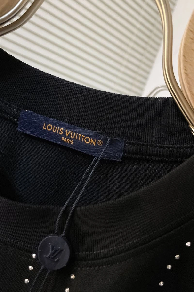 Lightweight Louis Vuitton Sweaters 138908