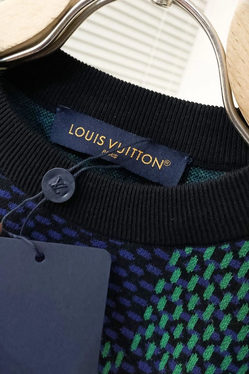 TechFriendly Louis Vuitton Sweaters 138911