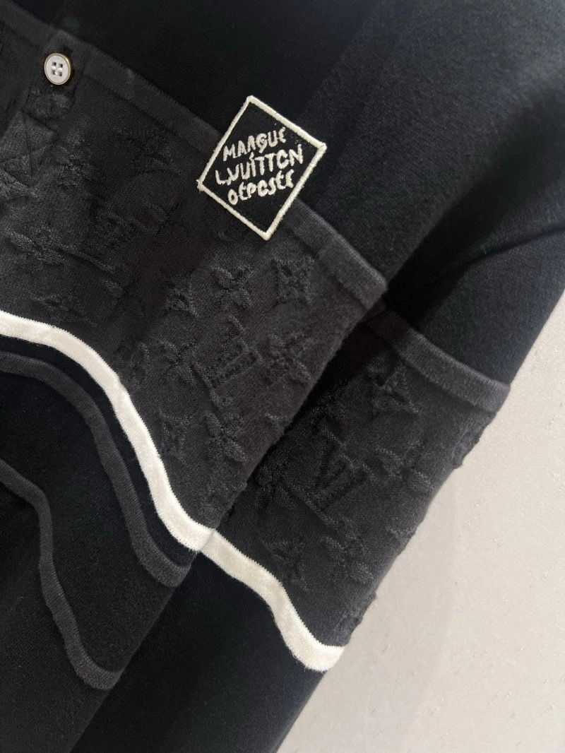 Bold Louis Vuitton Sweaters 130614