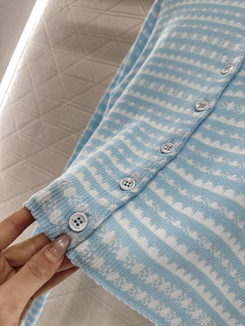 Sustainable Louis Vuitton Sweaters 131353