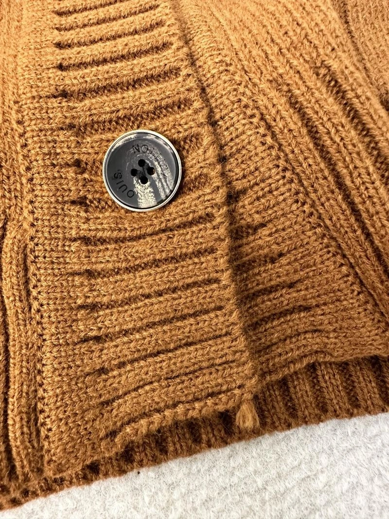 Louis Vuitton Sweaters HighPerformance 132675