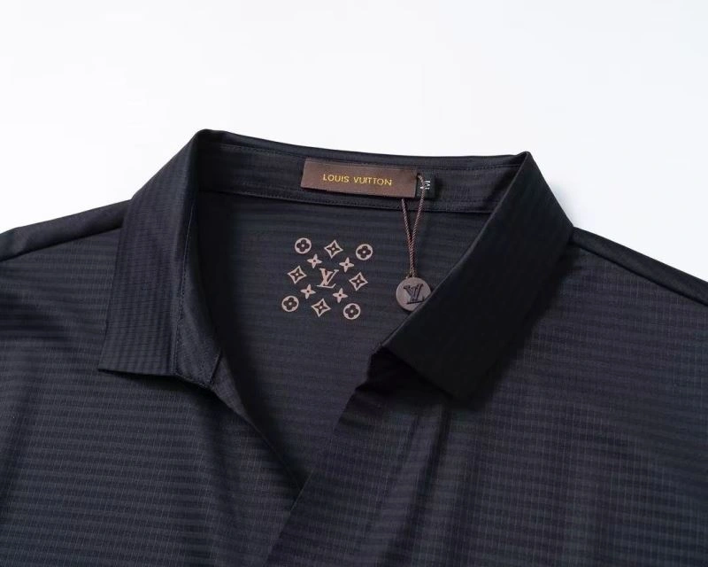 Cozy Louis Vuitton T-Shirts 139227