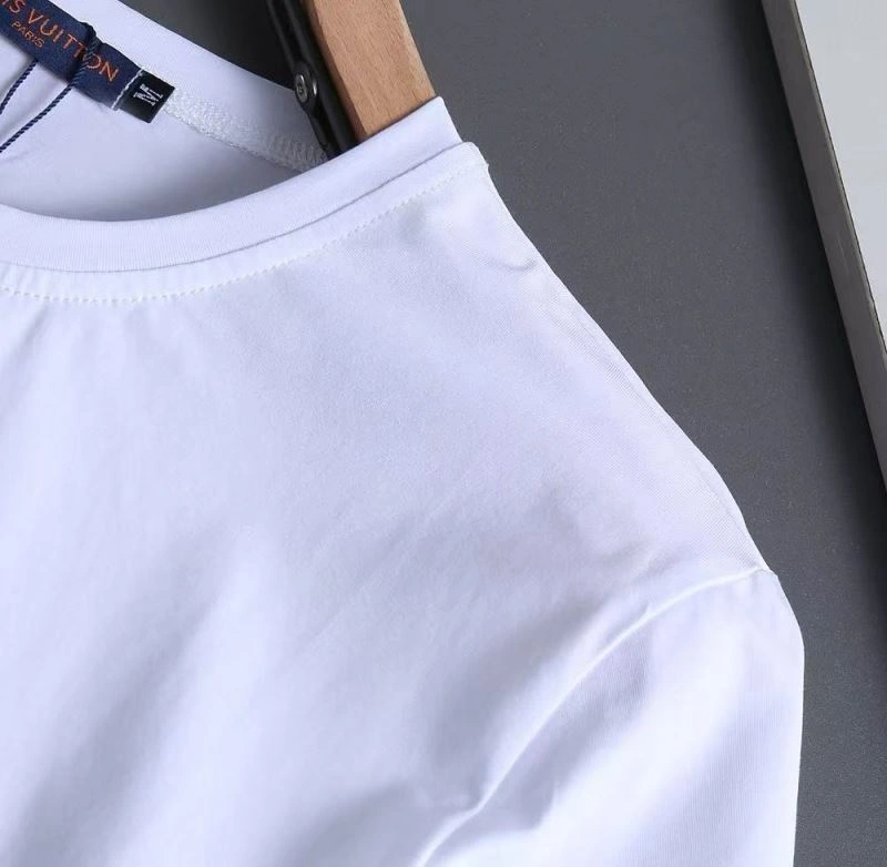 Practical Louis Vuitton T-Shirts 139231
