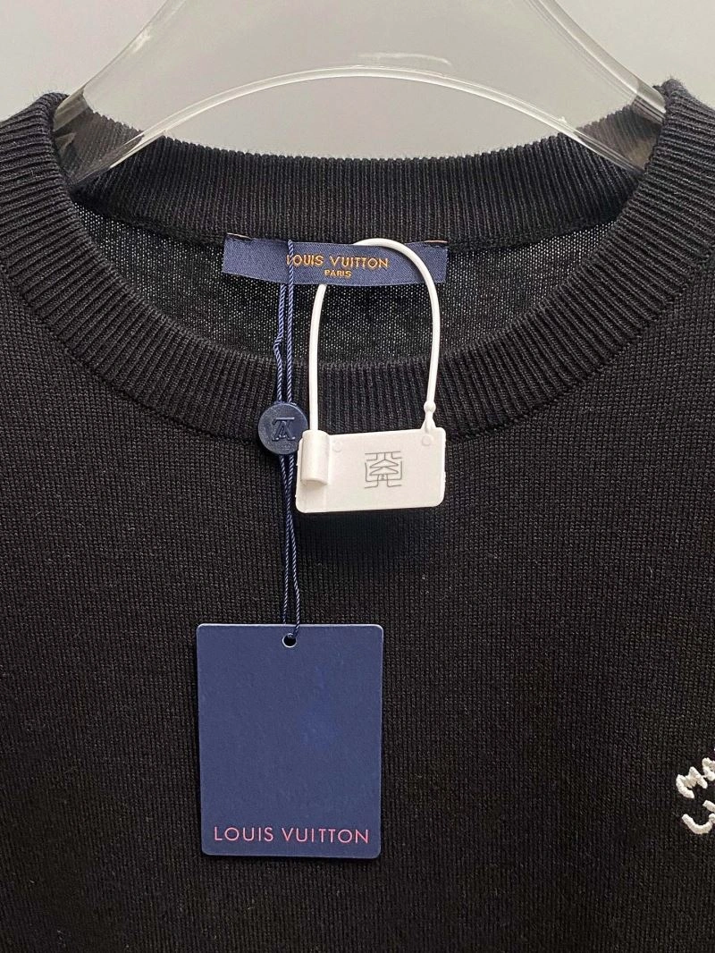 Trendy Louis Vuitton T-Shirts 138802