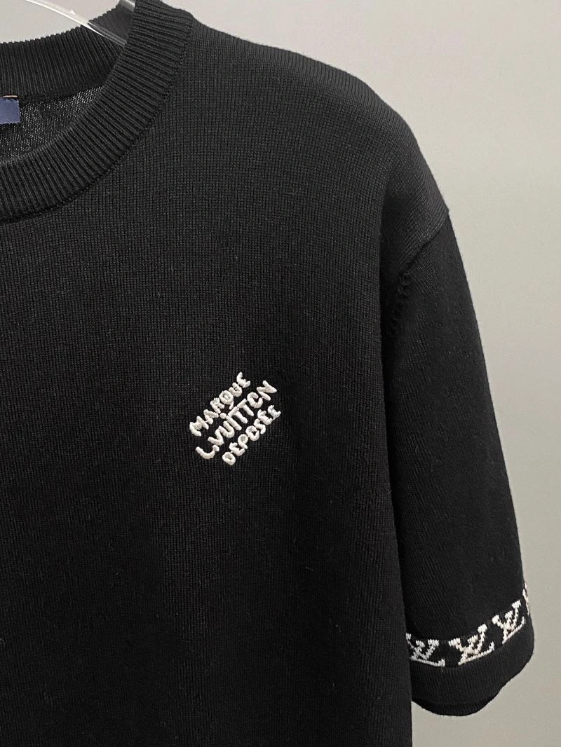 Trendy Louis Vuitton T-Shirts 138802