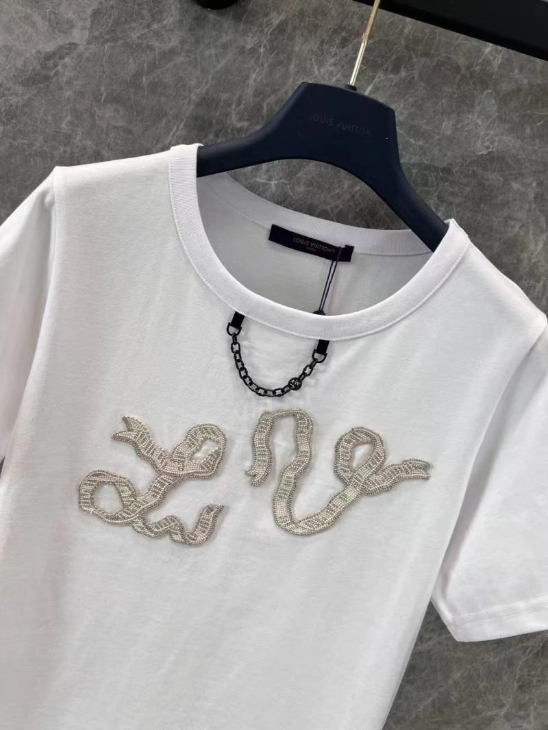 Louis Vuitton T-Shirts WrinkleFree 138796