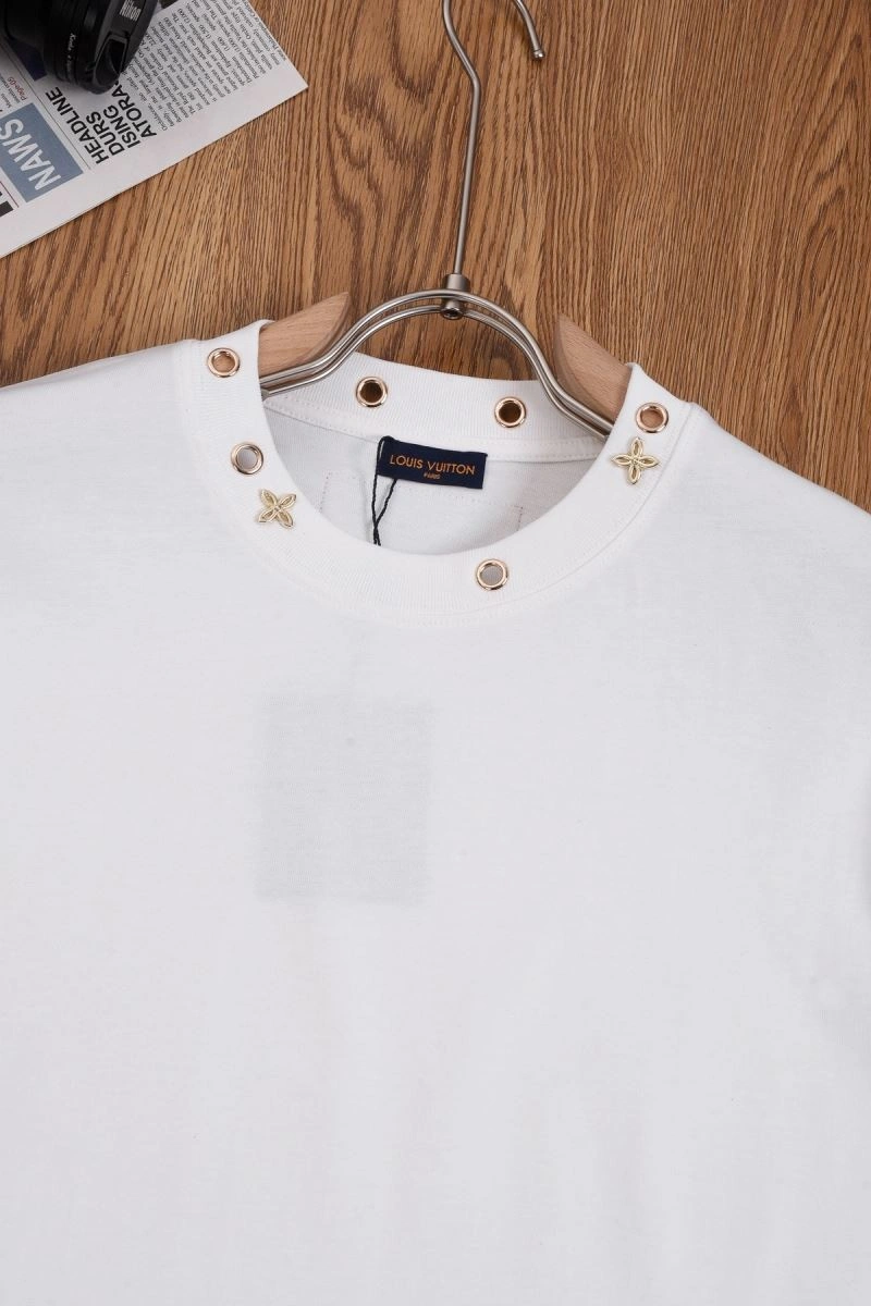Louis Vuitton T-Shirts Casual 138784
