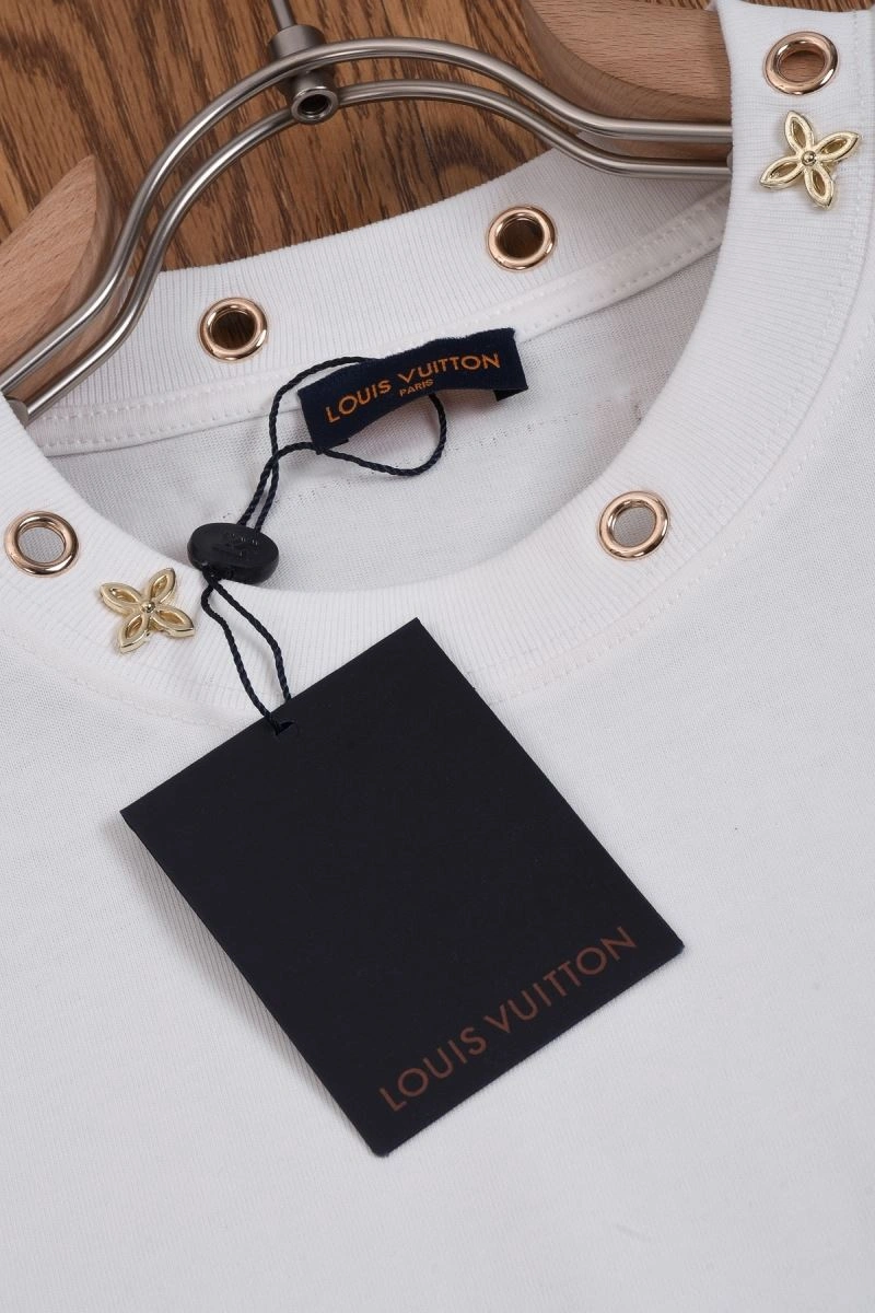 Louis Vuitton T-Shirts Casual 138784
