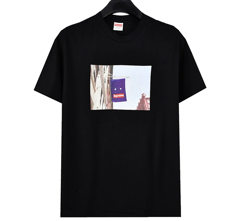 EyeCatching Louis Vuitton T-Shirts 132196