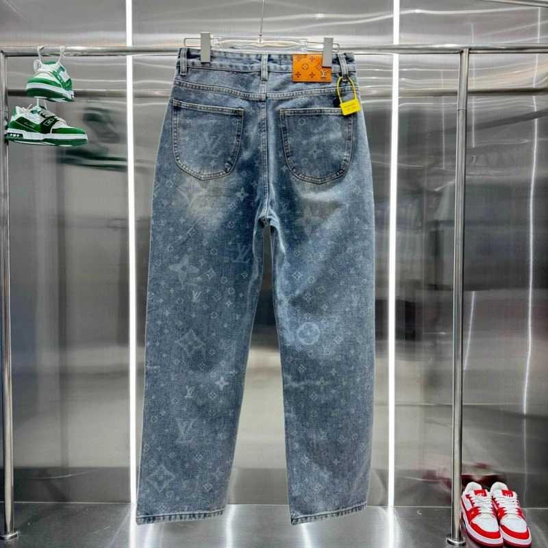 Louis Vuitton T-Shirts Sporty 139205