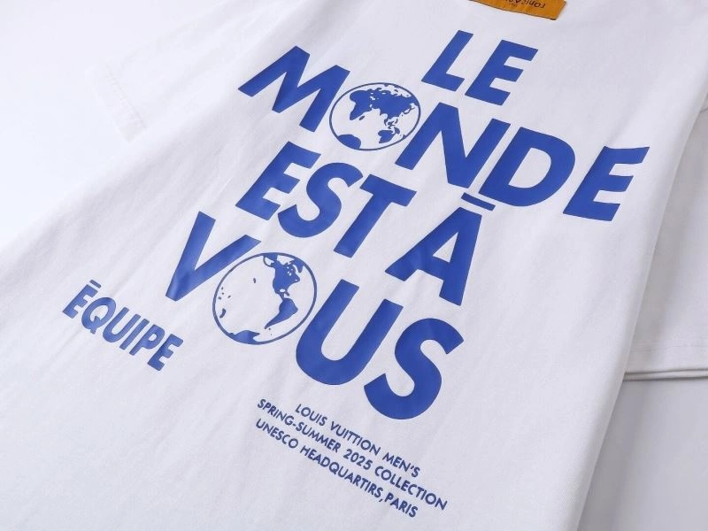 Louis Vuitton T-Shirts Minimalist 139218