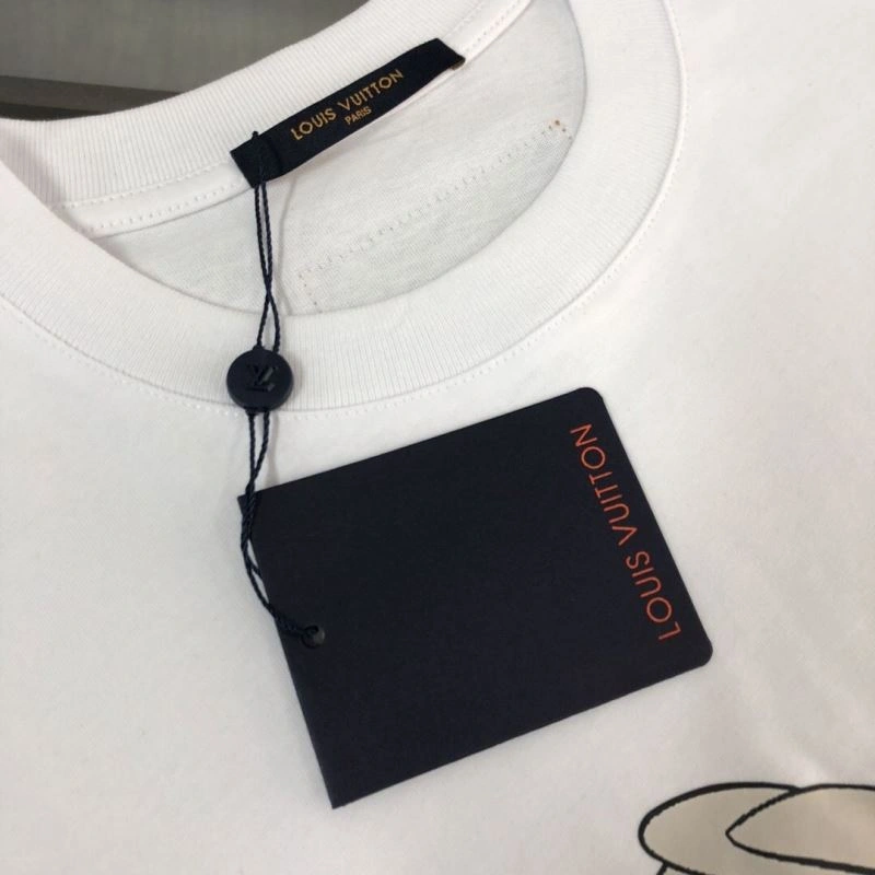 TravelReady Louis Vuitton T-Shirts 139208
