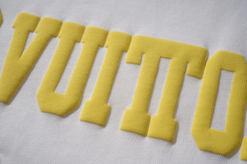 SoftTouch Louis Vuitton T-Shirts 139210