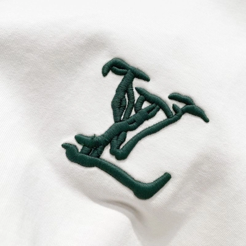 Comfortable Louis Vuitton T-Shirts 132179
