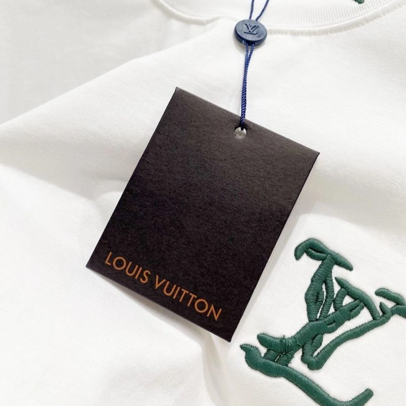 Comfortable Louis Vuitton T-Shirts 132179