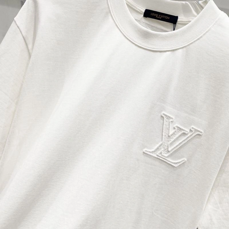 Louis Vuitton T-Shirts Bright 132177