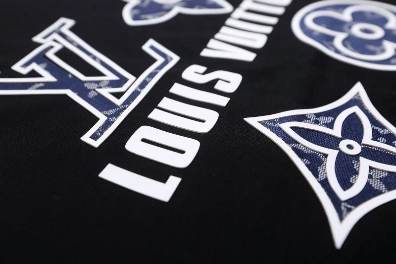 Louis Vuitton T-Shirts Sophisticated 132180