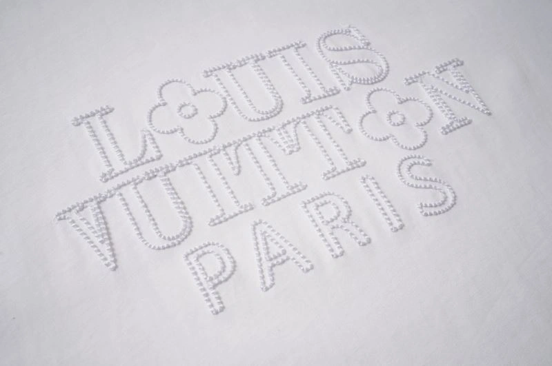 EasyMatch Louis Vuitton T-Shirts 132156