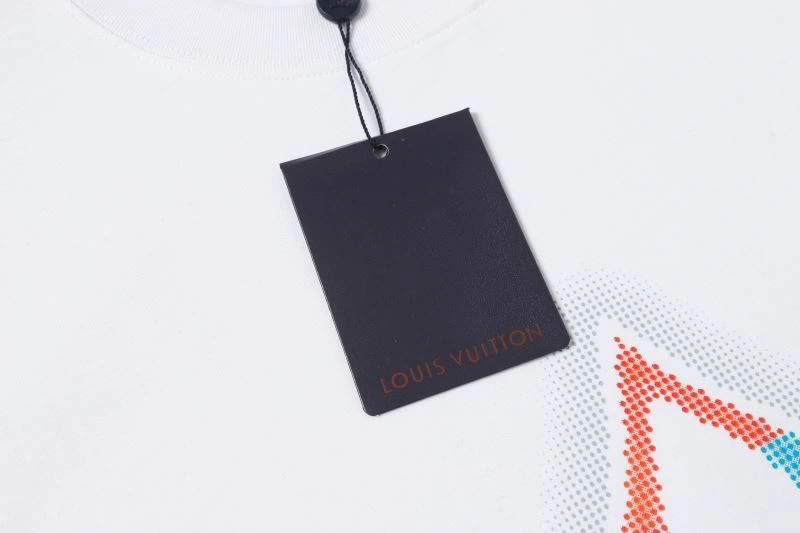 Louis Vuitton T-Shirts HighQuality 132171