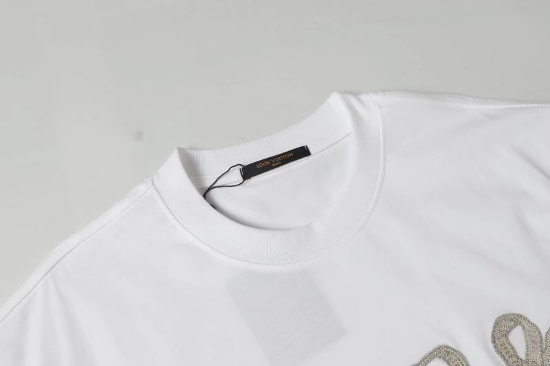 Louis Vuitton T-Shirts Youthful 132143