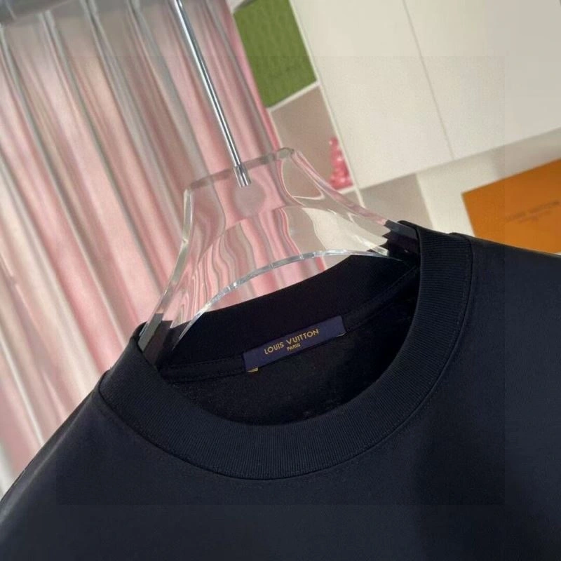 Louis Vuitton T-Shirts Packable 132135