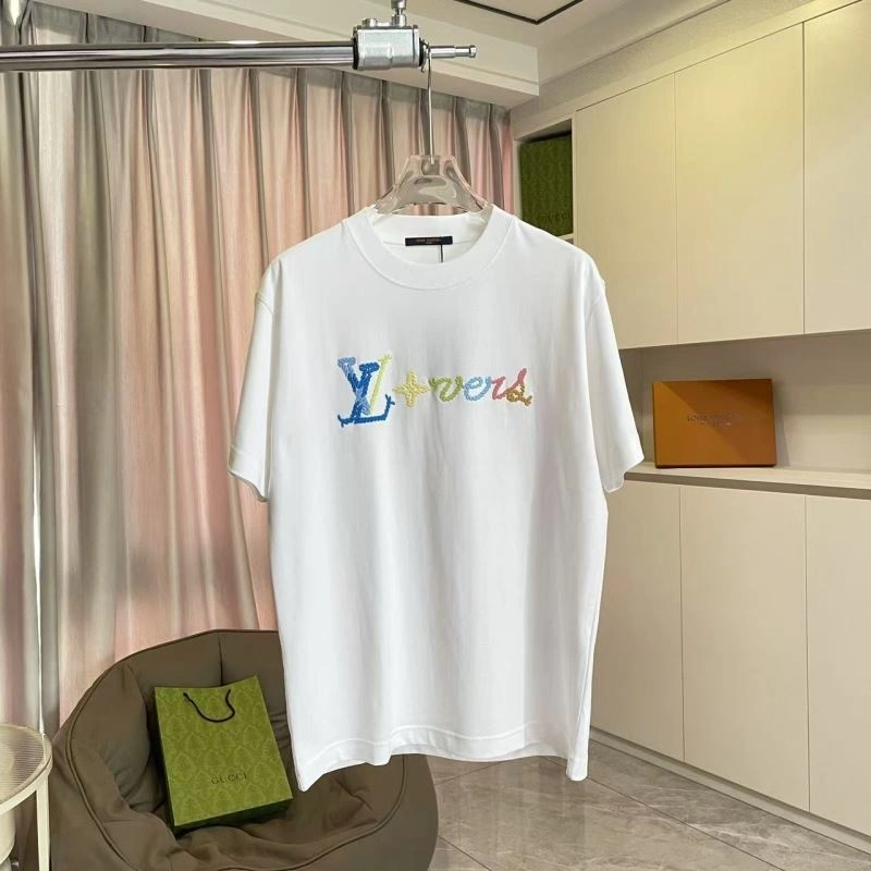 Premium Louis Vuitton T-Shirts 132150